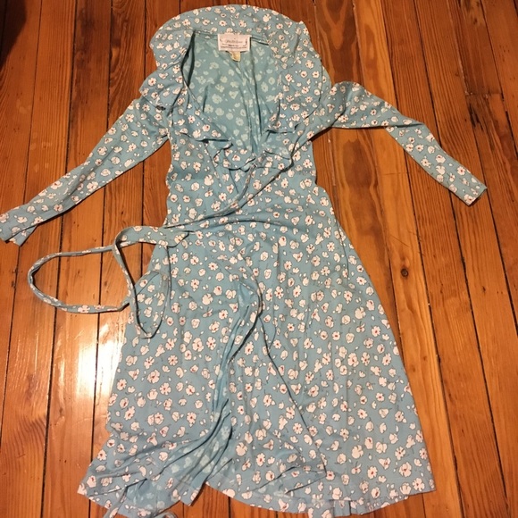 Diane Von Furstenberg Dresses & Skirts - Vintage Diane von Furtsenberg Dress