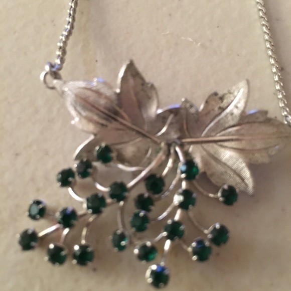 Emerald and silver necklace - Picture 3 of 4