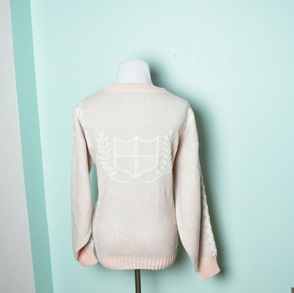 Super Cute Pearly Pink Colored Sweater - Picture 2 of 2