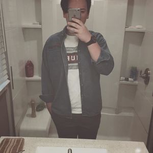 Meet your Posher, Logan