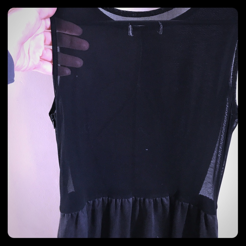 Sexy sheer back dress with pockets!!