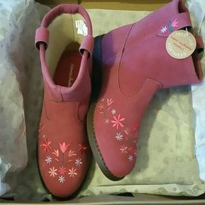 New Girl's Hanna Andersson Boots