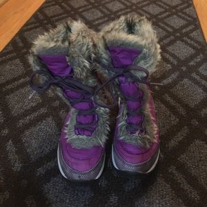 Girls North Face winter boots