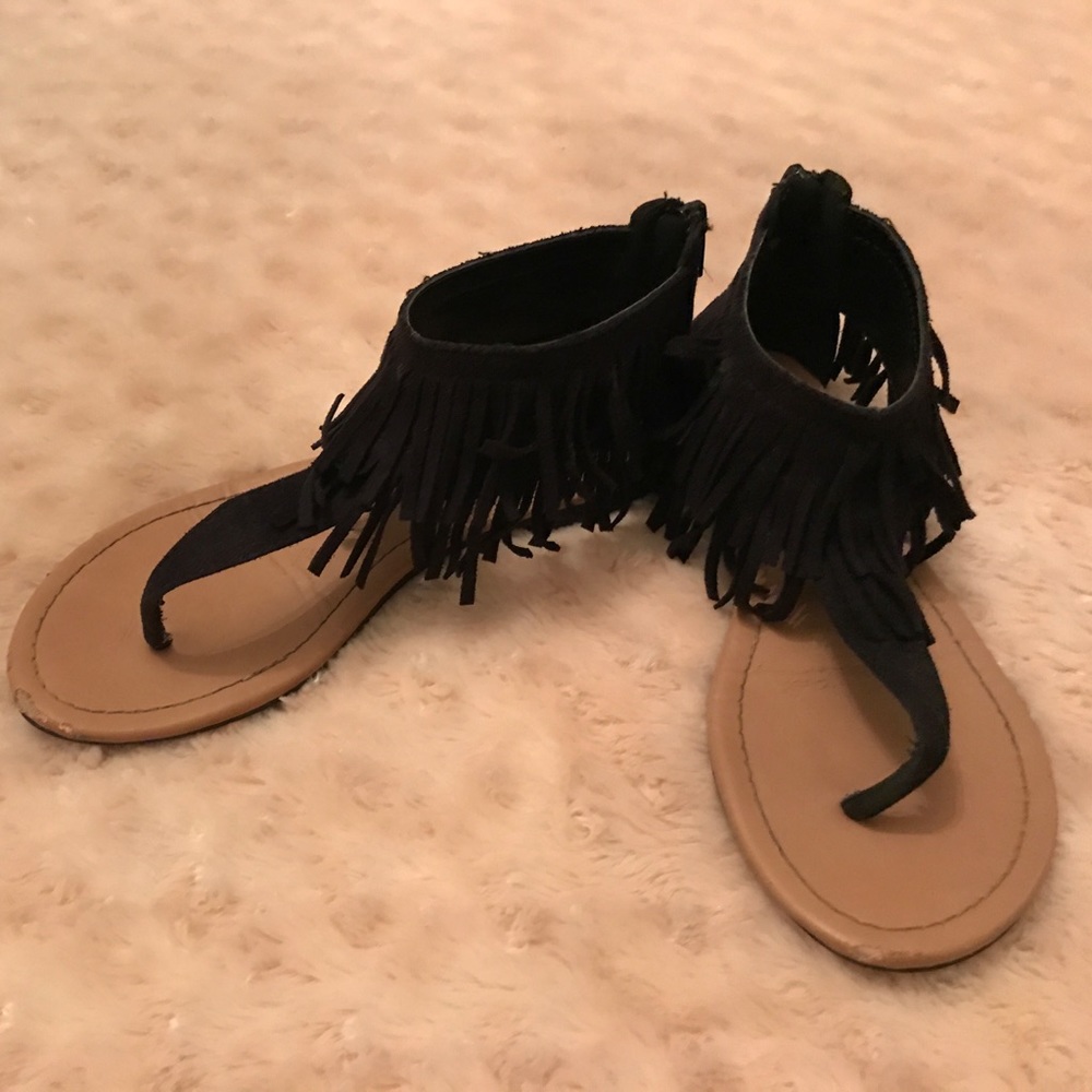 Kids suede fringe sandals
