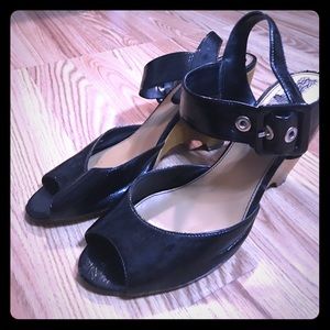 Black Strap Wedges