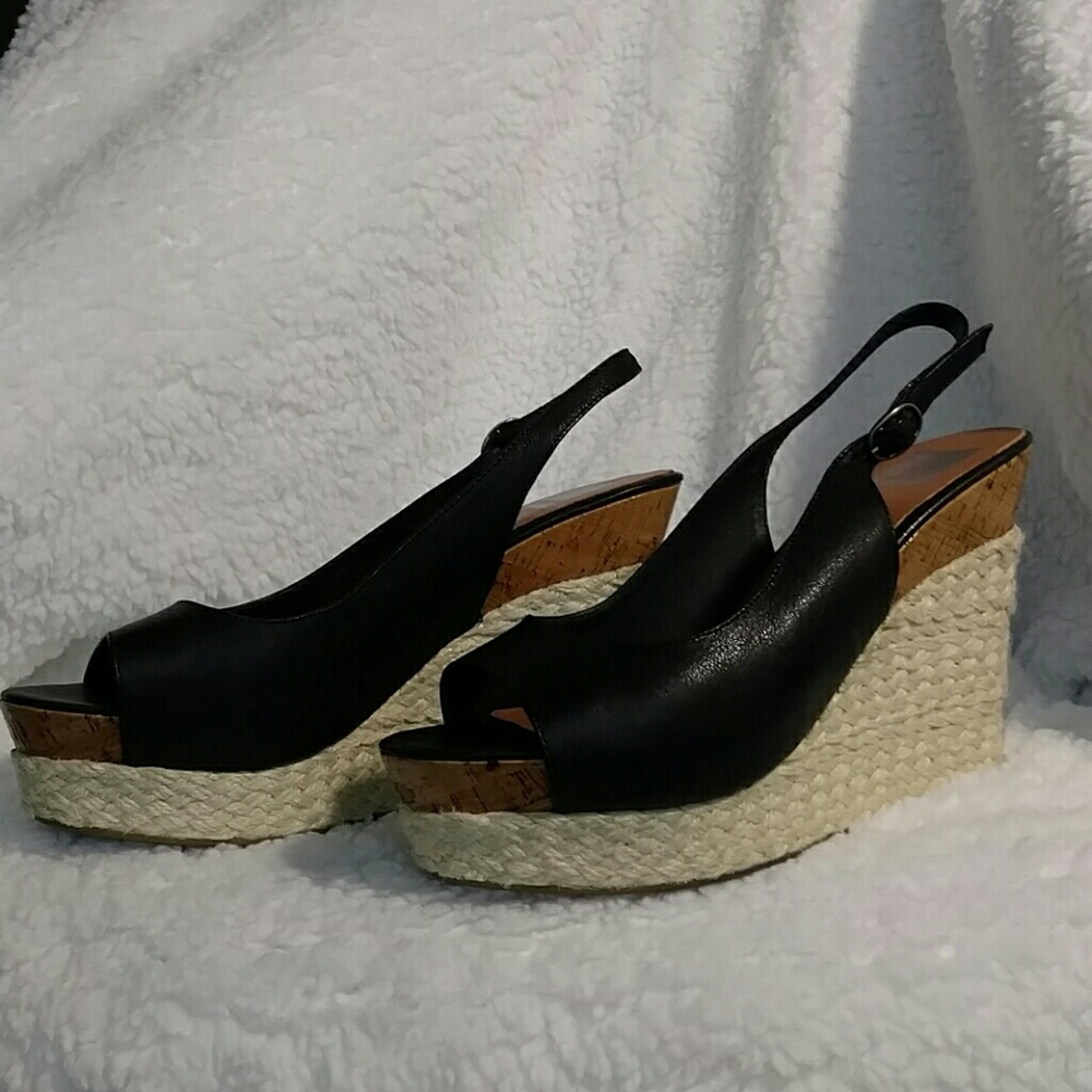 Dolce Vita JOSS Black Leather Wedge Size 9.5