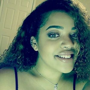 Meet your Posher, Ciara