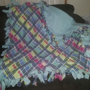No-Sew blanket