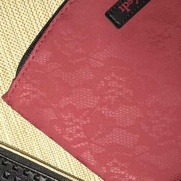 ๐๐Makeup Bags๐๐ - Picture 6 of 8