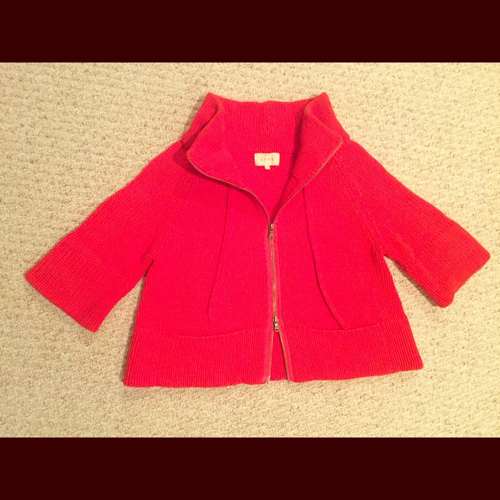 Cropped knit sweater size says L (fits S - L)