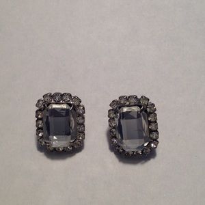 Vintage Pierced stone earrings. Post back.