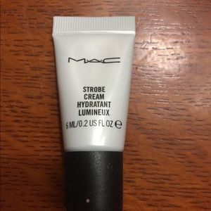 Mac strobe cream