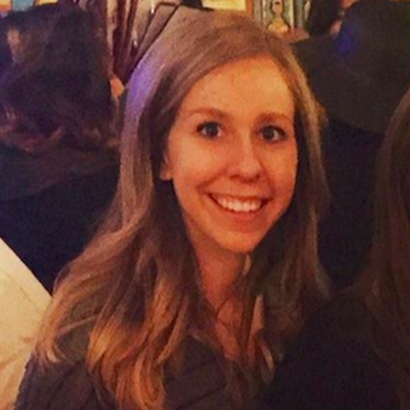 Meet your Posher, Katie - Picture 1 of 1