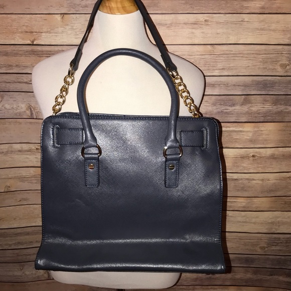 🚫SOLD🚫 Michael Kors Navy/Gold Large Hamilton Bag - Picture 4 of 8