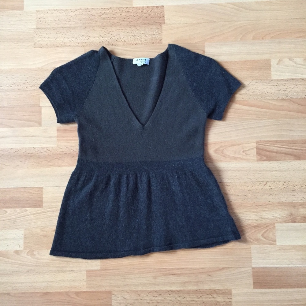 Akris Punto Short Sleeve V-neck Sweater