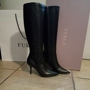 FREE SHIPPPINGGG!!! Furla Knee Length Boots