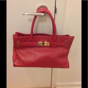 Brand new Onna Ehrlich Maya bag in red