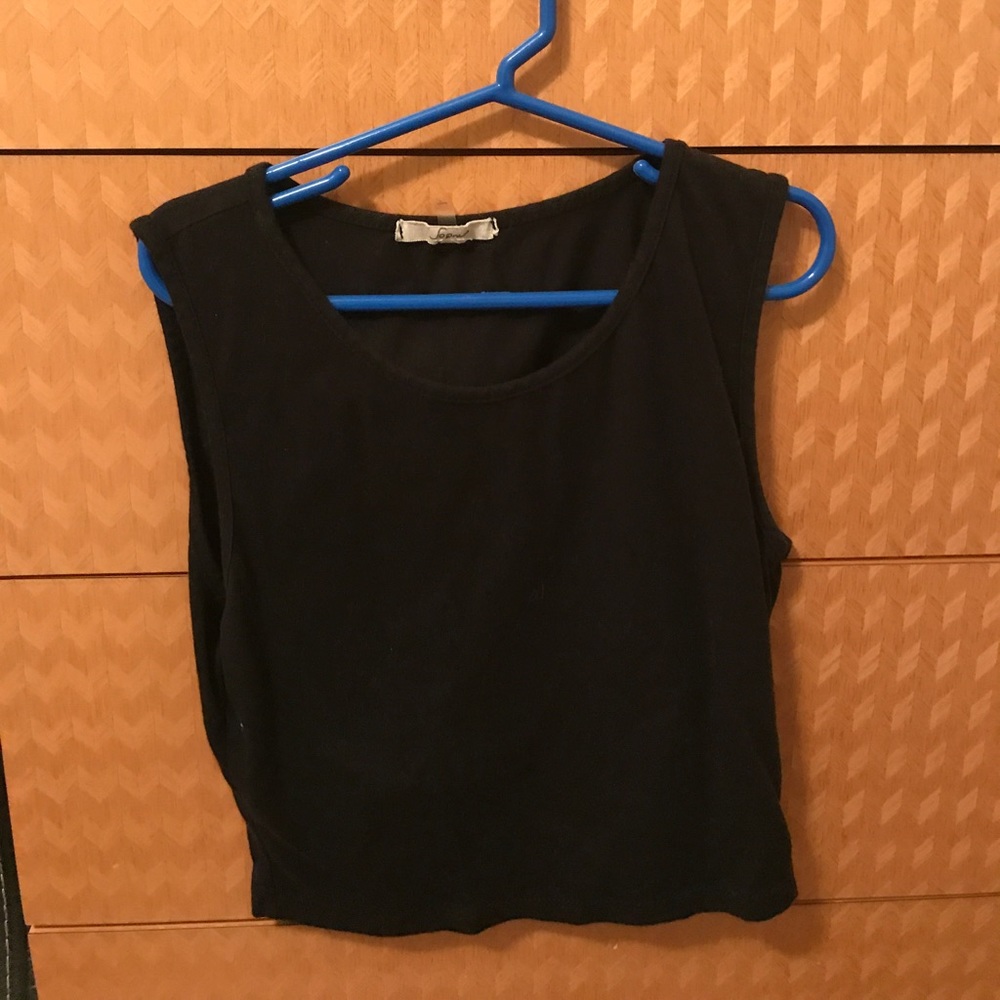 crop top