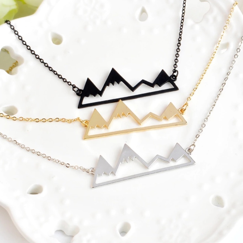 Gold or silver mountain chain necklace