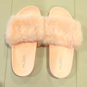 Aldo Fuzzy Pink Slides