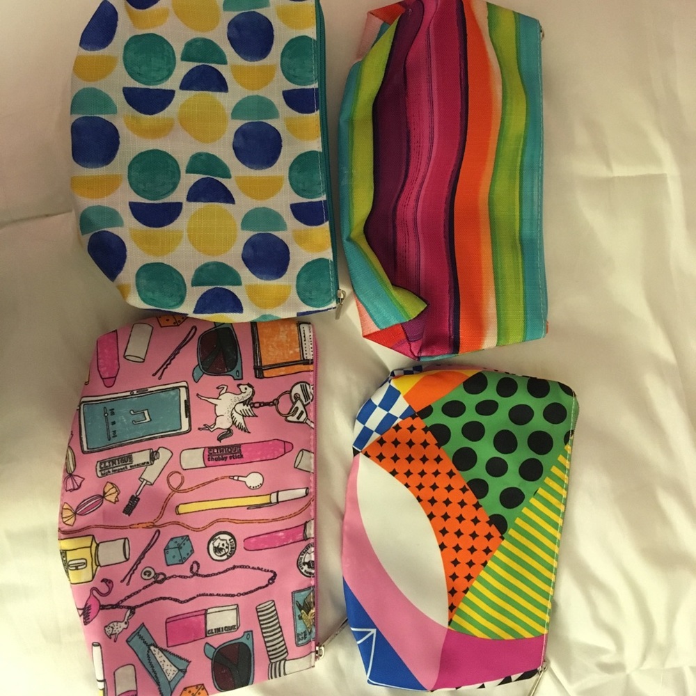 4 Clinique makeup bags