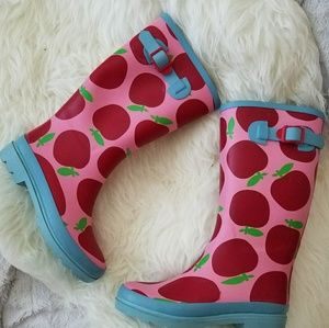 Boden Apple Rainboots Galoshes