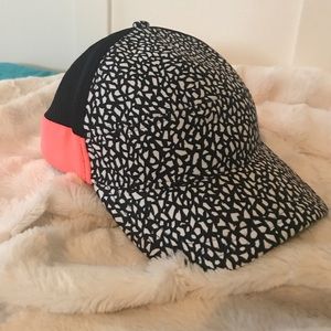 Lu lu lemon hat