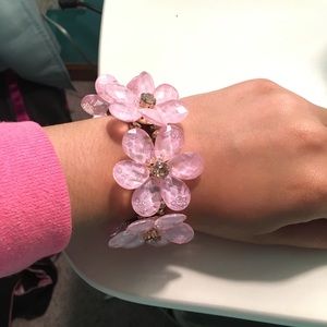 Light pink plastic flower bracelet