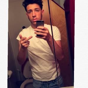 Meet your Posher, Keenan