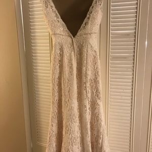 Ivory / Chapagne Lace Wedding Dress Size 4