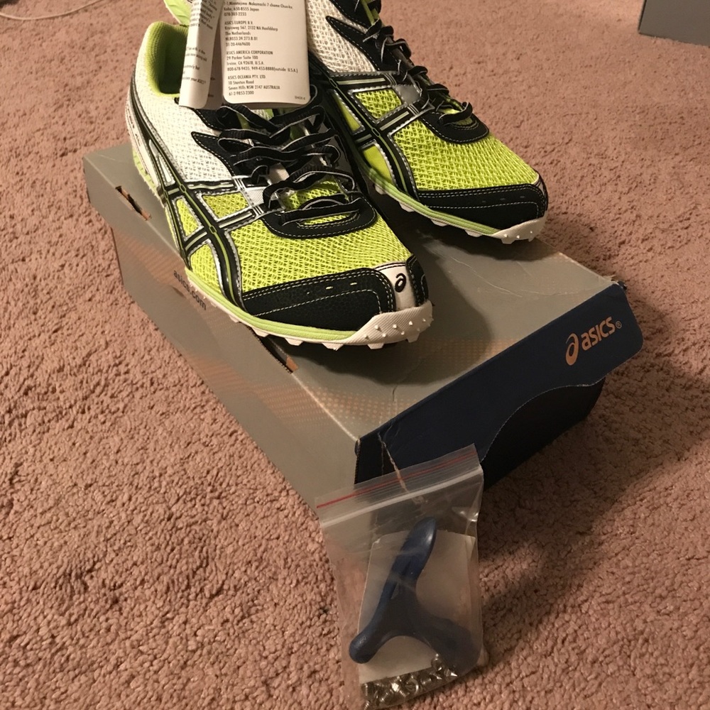 NIB Men’s Asics Running