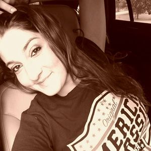 Meet your Posher, Dana