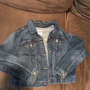 CROPPED MEDIUM WASH JEAN JACKET