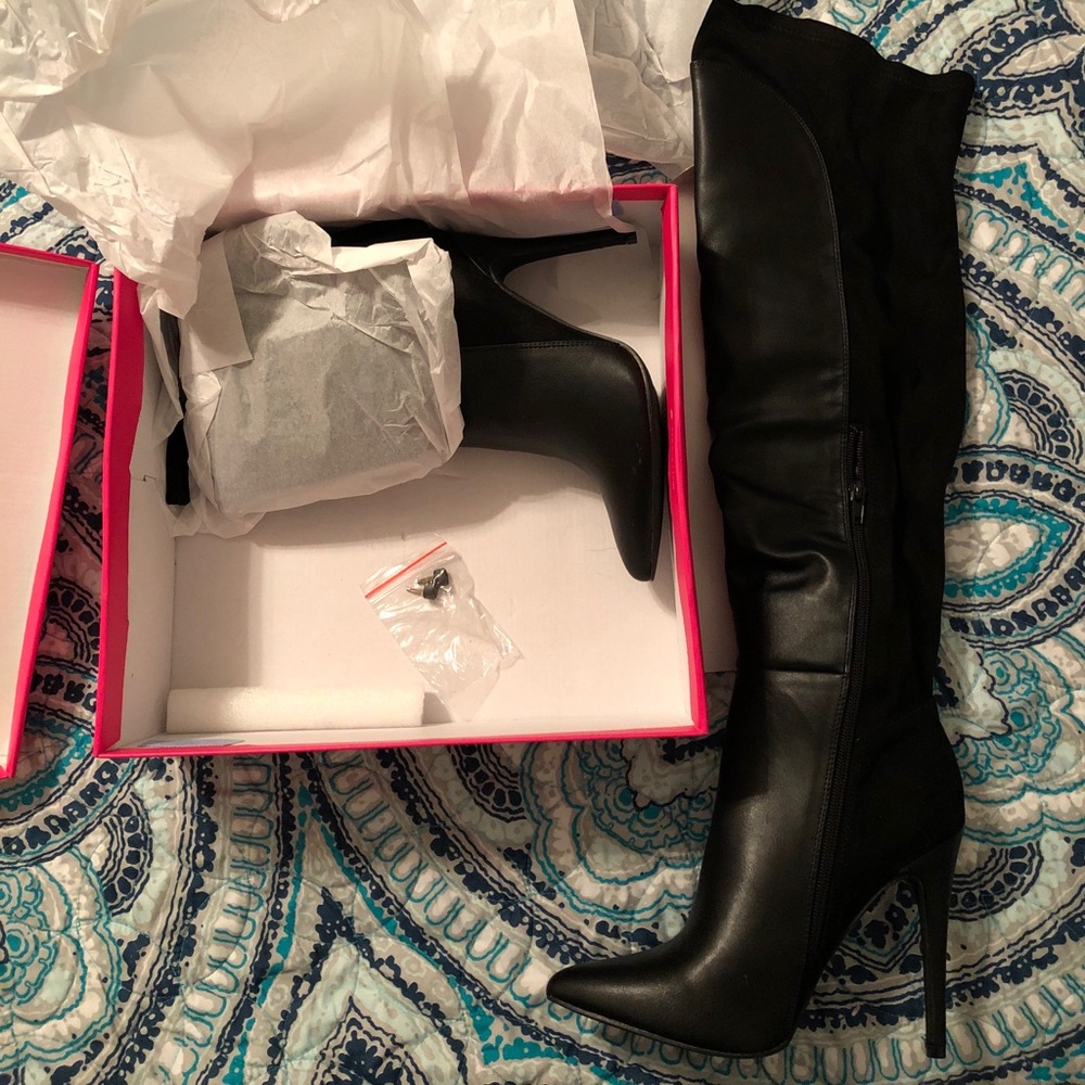 Over-the-knee black boots