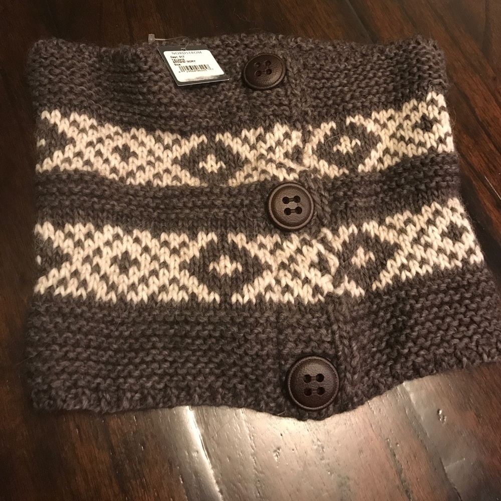 Neck warmer