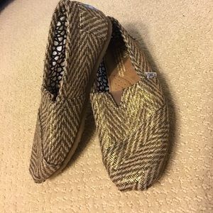 TOMS - Gold Herringbone - Size 6