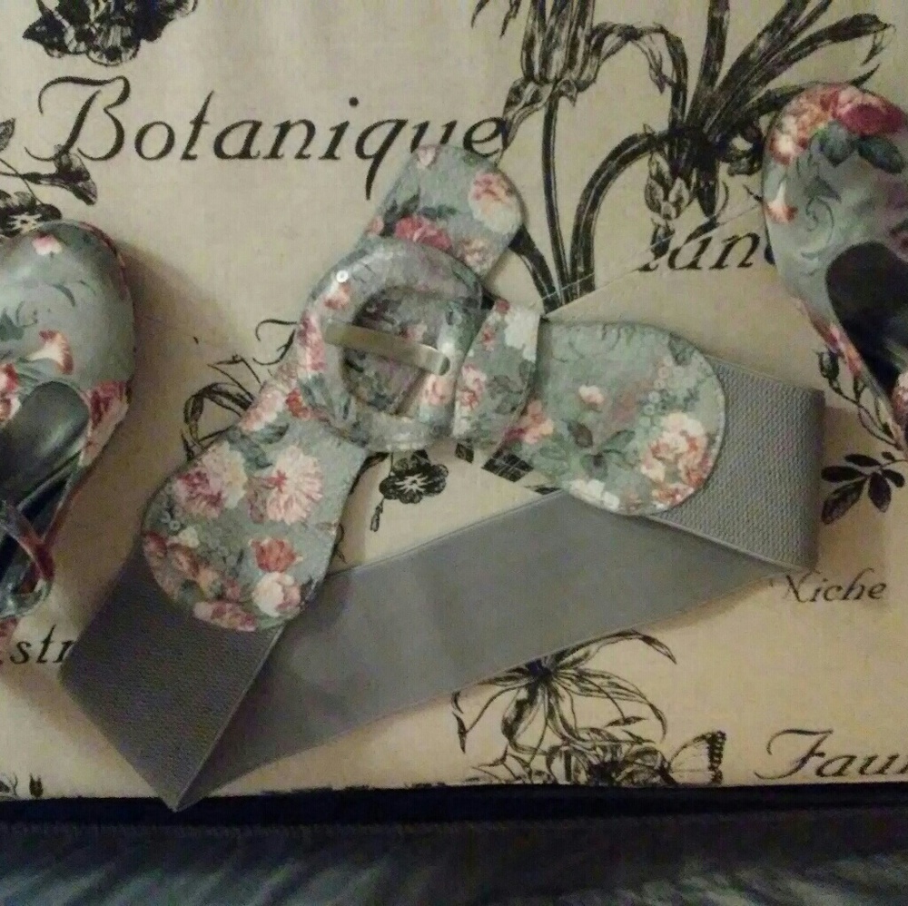 Flower belt
