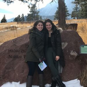 Meet your Posher, Dana