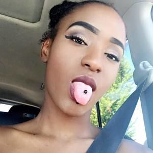 Meet your Posher, Shateeka