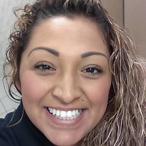 Meet your Posher, Evon