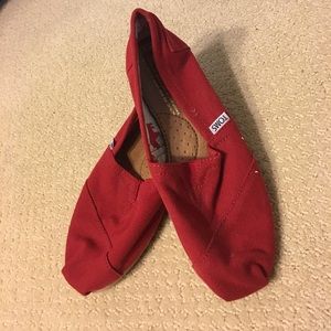 TOMS - Size 6