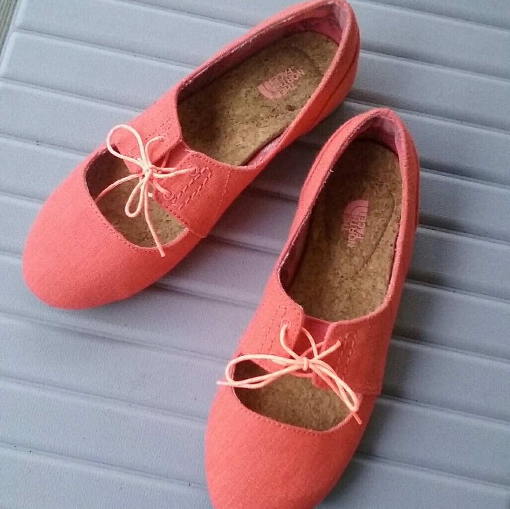 NEW North Face MaryJane flats