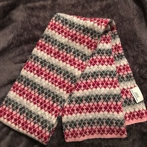 Brooks Brothers 346 100%wool scarf