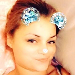 Meet your Posher, Natasha