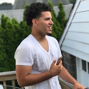 Meet your Posher, Chris