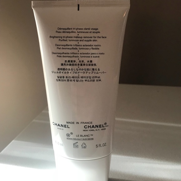 Chanel le blanc makeup remover - Picture 2 of 2