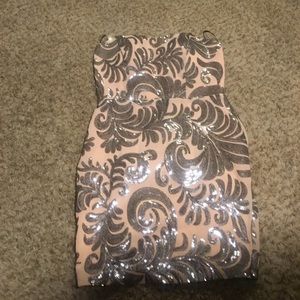 Nude/sliver dress