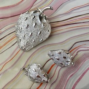 Vintage "Strawberry Ice" Set