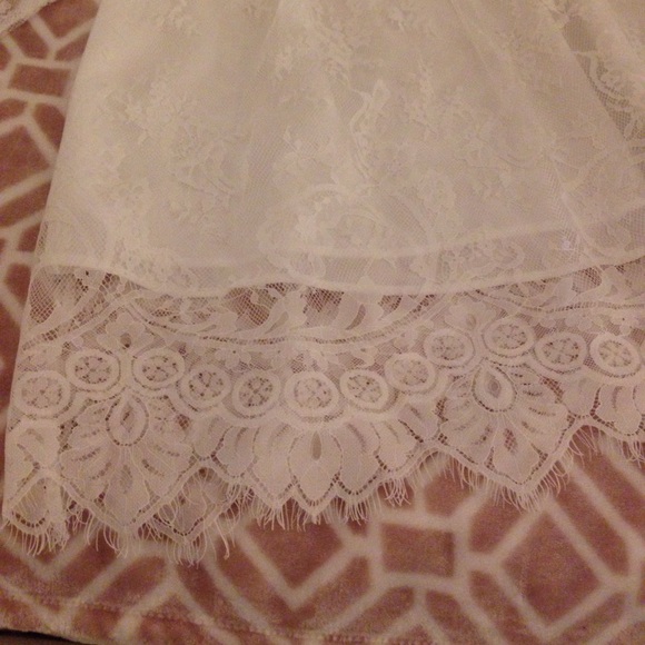 1 LEFT!True Religion Distressed lace Off shoulder - Picture 4 of 6