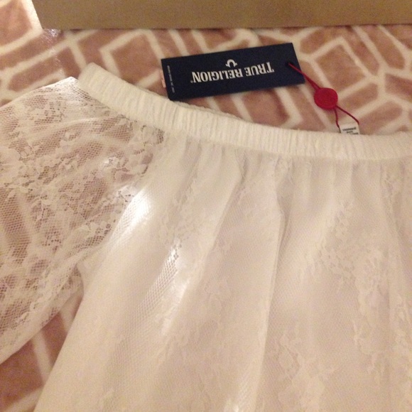 1 LEFT!True Religion Distressed lace Off shoulder - Picture 5 of 6